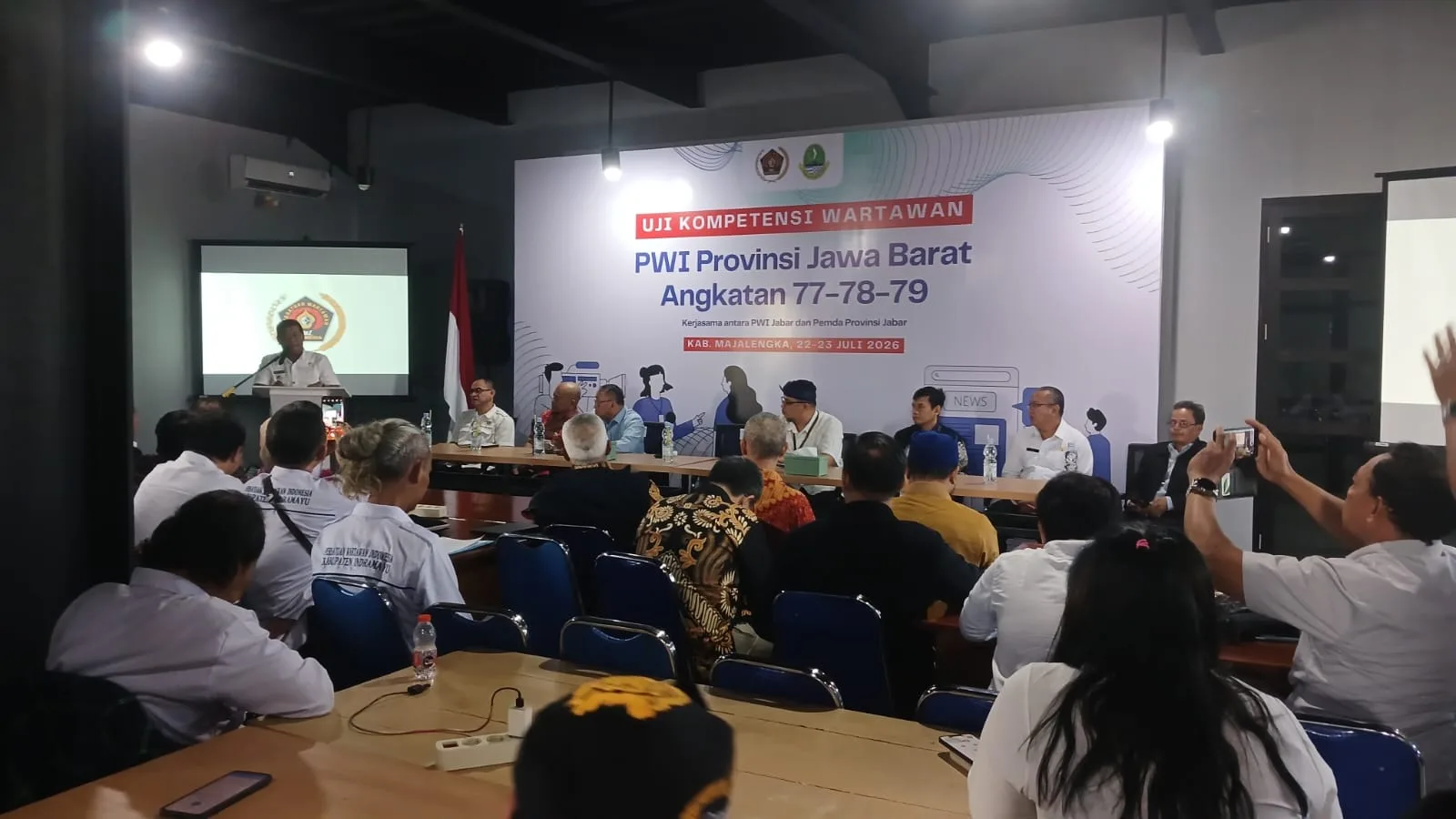 Artikel Sindikasi : Puluhan Wartawan Ikuti UKW PWI Jawa Barat di Majalengka