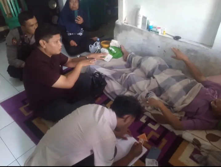 Artikel Sindikasi : Lansia di Garut Jadi Korban Pengeroyokan dan Sabetan Clurit, Alami Luka Serius di Bagian Bibir,Polisi Lakukan Pengejaran