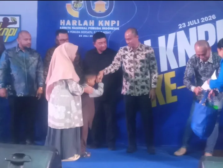 Artikel Sindikasi : Kapolres Garut Hadiri Harlah ke-53 KNPI Garut, Serahkan Santunan kepada Anak Yatim dan Kaum Duafa